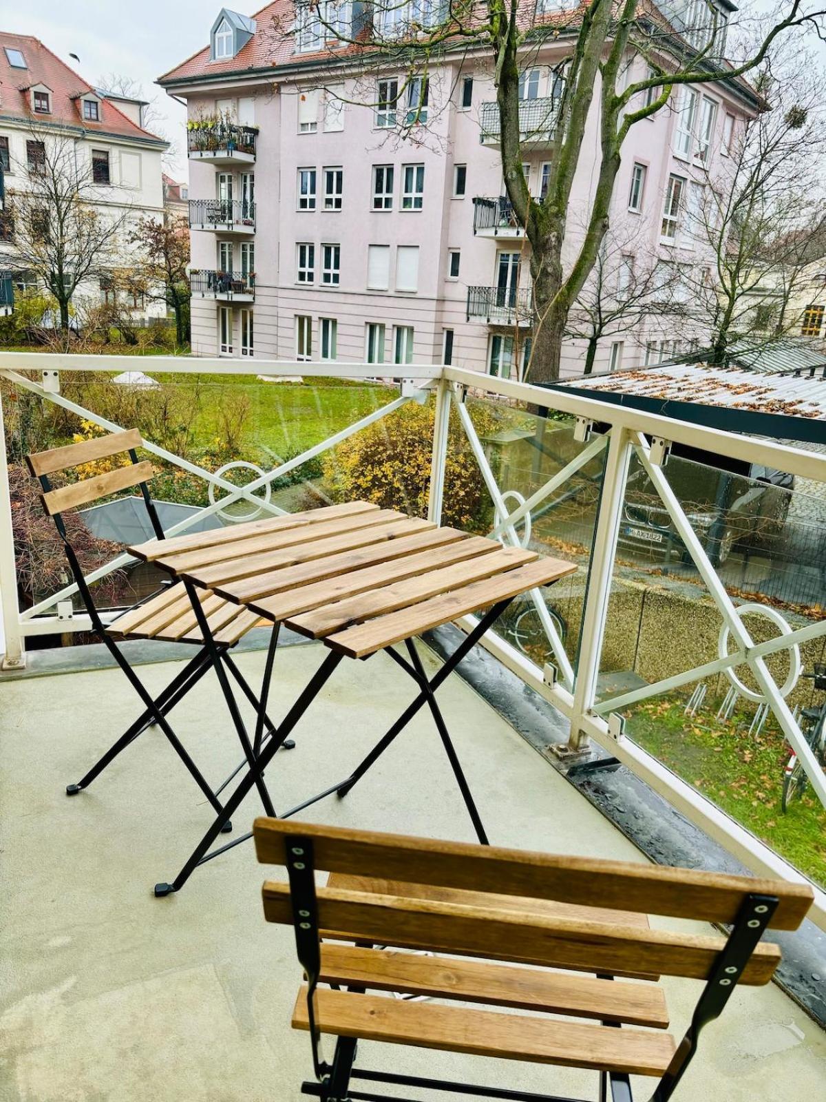 2-room In Dresden's Neustadt * Dresden